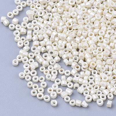 Glass Cylinder Beads SEED-Q036-01A-D32-1