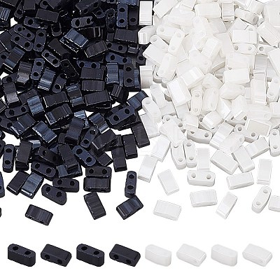 300Pcs 2 Colors 2-Hole Opaque Glass Seed Beads SEED-AR0001-31-1