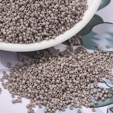 MIYUKI Delica Beads X-SEED-J020-DB2305-1