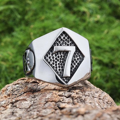 Punk Style 316L Stainless Steel Finger Rings for Men FS-WG96F45-06-1