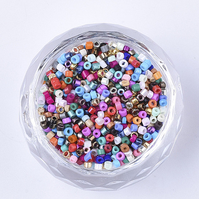 Glass Cylinder Beads SEED-Q036-01A-D33-1