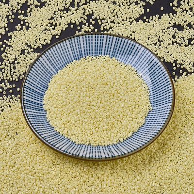 MIYUKI Delica Beads SEED-X0054-DB2101-1