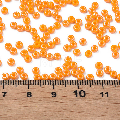 8/0 Czech Opaque Glass Seed Beads SEED-N004-003A-32-1