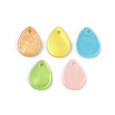 Spray Painted Natural Freshwater Shell Teardrop Charms SHEL-K006-47-1