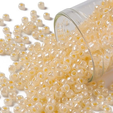 TOHO 8/0 Round Beads SEED-XTR08-0901-1