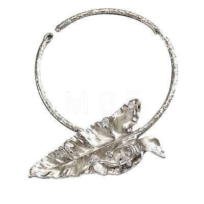Exaggerated Zinc Alloy Crystal Rhinestone with Plastic Pearl Leaf Choker Necklaces for Women FS-WGACF56-02-1