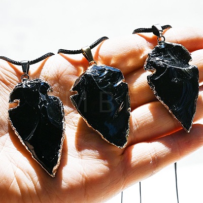 Black Obsidian Arrowhead Pendant Natural Stone Irregular Shield Necklace Jewelry CV2982-1-1