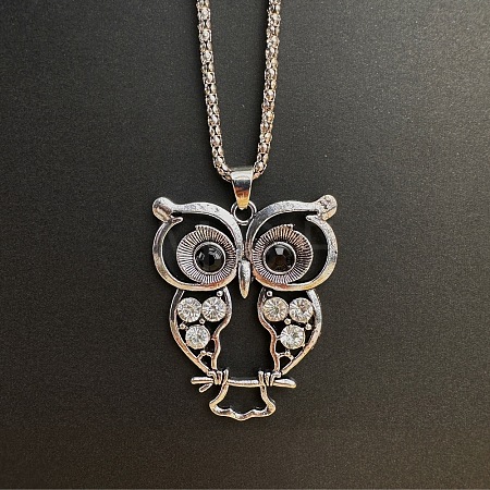 Vintage Alloy Rhinestone Hollow Carved Owl Pendant Necklaces for Women TQ3246-1-1
