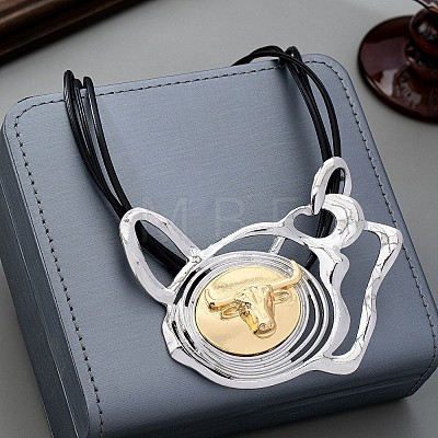 Alloy Cattle Head Pendant Imitation Leather Cord 3-Strand Necklaces for Women WG24E1E-01-1