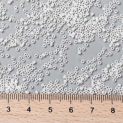 TOHO Round Seed Beads SEED-XTR15-0121-1