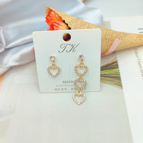 Alloy Rhinestone Stud Earrings FS-WGE0AD6-75-1