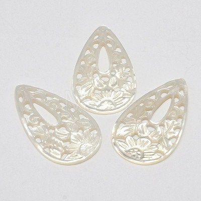 Natural Mother of Pearl Shell Pendants SSHEL-L002-13-1