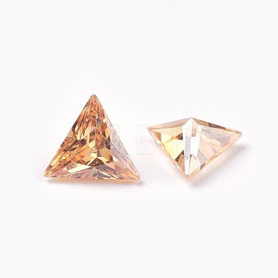Cubic Zirconia Pointed Back Cabochons ZIRC-WH0001-A03-1