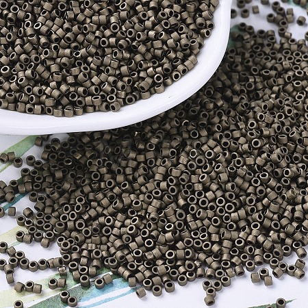 MIYUKI Delica Beads SEED-X0054-DB0322-1