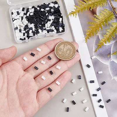 300Pcs 2 Colors 2-Hole Opaque Glass Seed Beads SEED-AR0001-31-1