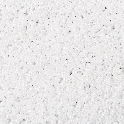 TOHO Round Seed Beads SEED-XTR15-0121-1