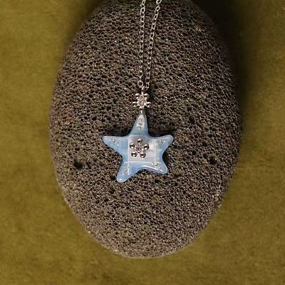 Ocean Alloy Resin Starfish Pendant Cable Chain Necklaces with Crystal Rhinestone for Women WGD688D-02-1