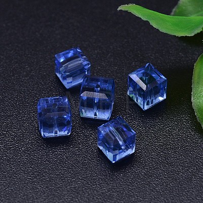 Faceted Cube K9 Glass G-M184-6x6mm-14A-1