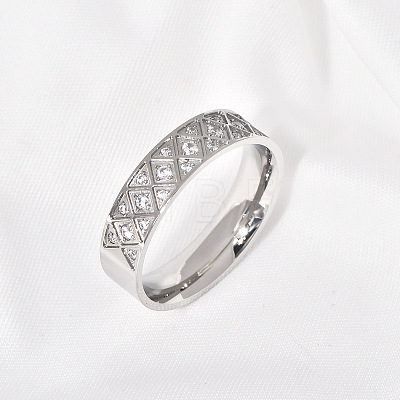 304 Stainless Steel with Clear Cubic Zirconia Finger Rings FS-WG2FC1C-11-1