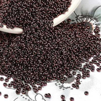 TOHO 8/0 Demi Round Beads SEED-DR08-0222-1