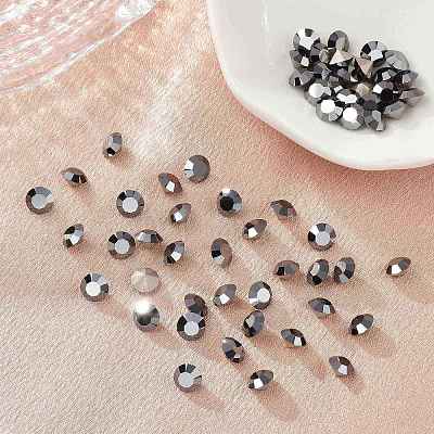 Preciosa® MAXIMA Crystal Round Stones Y-PRC-RBSS8-23980-272-1