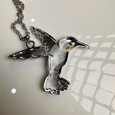 Vintage Alloy Flying Bird Pendant Necklaces for Men Women SG2884-1