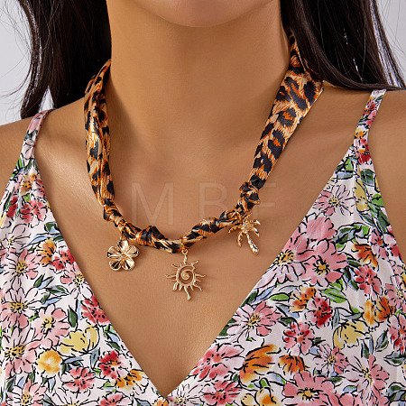 Leopard Printed Cloth Scarf Necklaces with Zinc Alloy Sun Tree Flower Pendants FS-WG7AF07-01-1