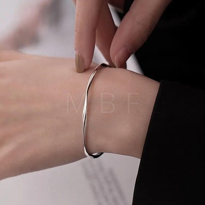 Twisted Alloy Cuff Bangles for Woman WGB7D3A-01-1