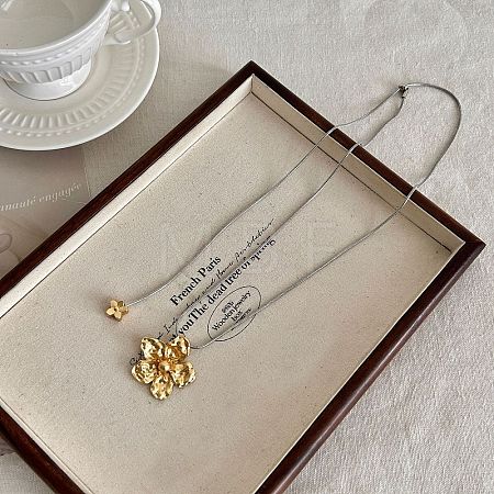 Adjustable Alloy Resin Flower Pendant Round Snake Chain Slider Necklaces for Women WG40A9D-01-1