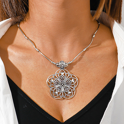 Mandala Flower Bohemian Style Alloy Pendant Necklaces FS-WG43472-01-1