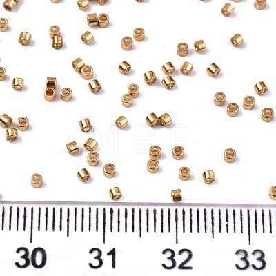 11/0 Grade A Glass Seed Beads SEED-S030-1219-1