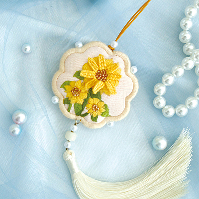 DIY Embroidery Flower Shape Sachet Pendant Decoration Kits DIY-WH0033-57A-1